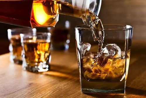 中老年防腦溢血 管住嘴，保住命，牢記三少兩不飲